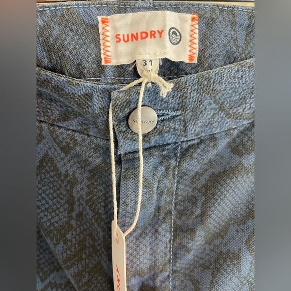 Anthropologie Sundry Python navy blue Joggers. 31 NWT - Picture 6 of 10